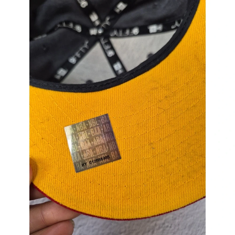 New Era 9Fifty Snapback Flatbrim NBA MIAMI HEAT Hat 3 Time NBA Champions OSFM